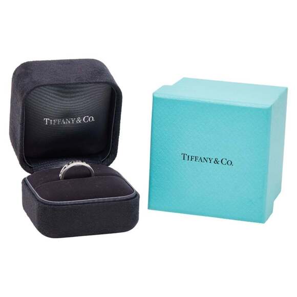 TIFFANY 18k Silver Ring - Picture 7 of 7
